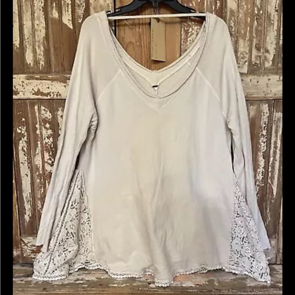 🐑🐑🐑🐑🐇🐇🐇 FP Free people Lacey tunic nwot